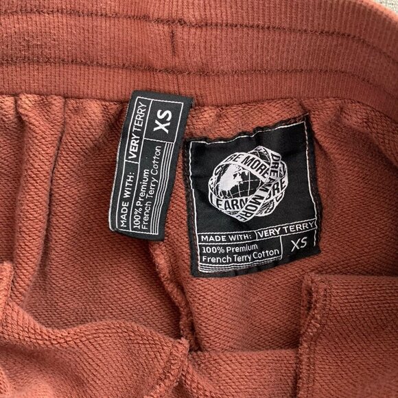 Alphalete Sweatpants Mens XS Very Terry Jogger Fleece Workout Gym Bloodstone Run - Picture 10 of 13